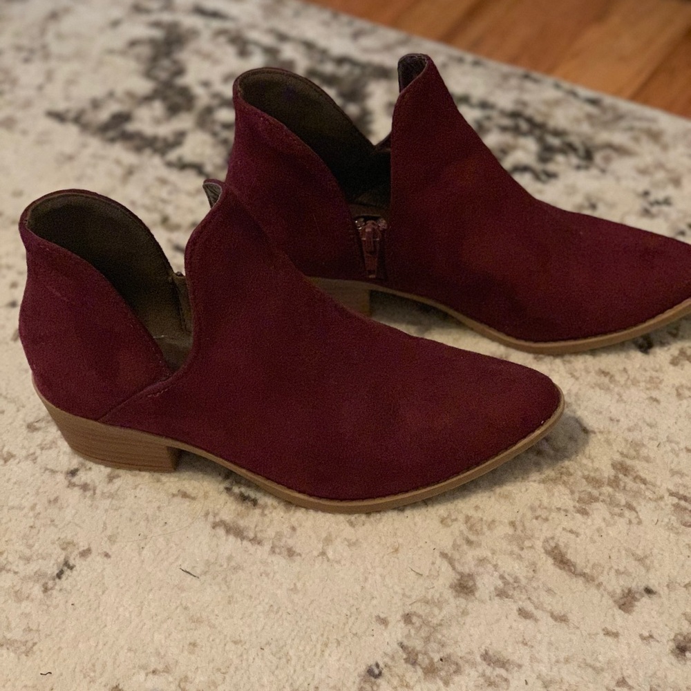 Maroon cut out ankle bootie